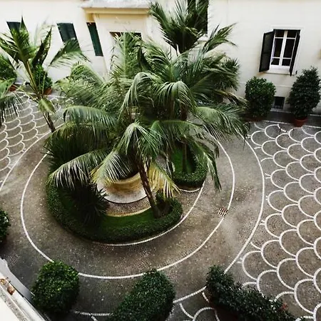 Vatican Treasure Pensión