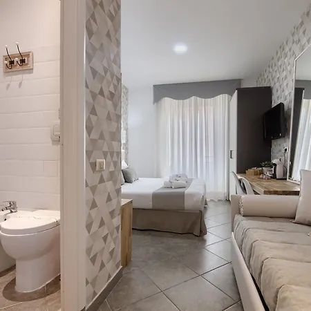 Vatican Treasure Pensión Roma